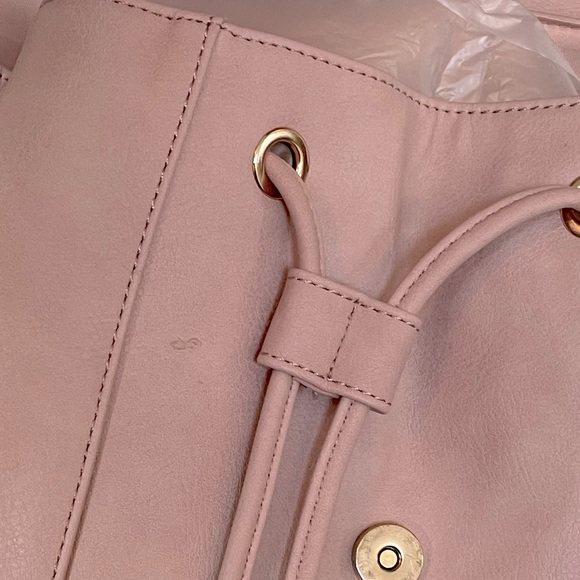 URBAN ORIGINALS Vegan Leather Foxy Rose Pink Backpack - New With Tags main image 4